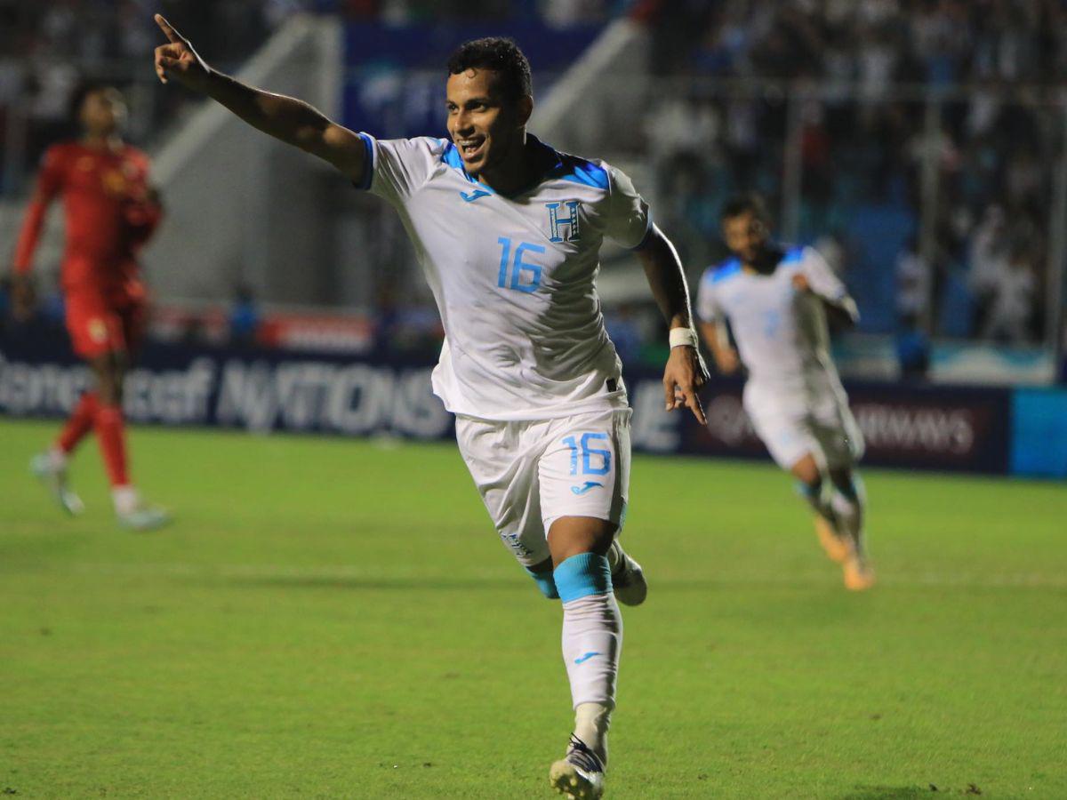 Honduras ganó, gustó y goleó 4-0 a Granada con enorme actuación de Edwin Rodríguez