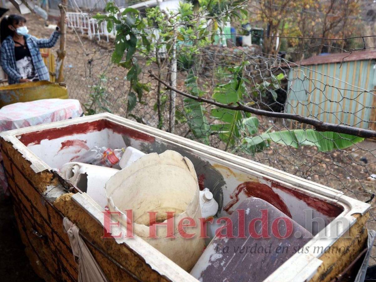 En muchas colonias se tiene que reutilizar el agua para que rinda y no se desperdicie.