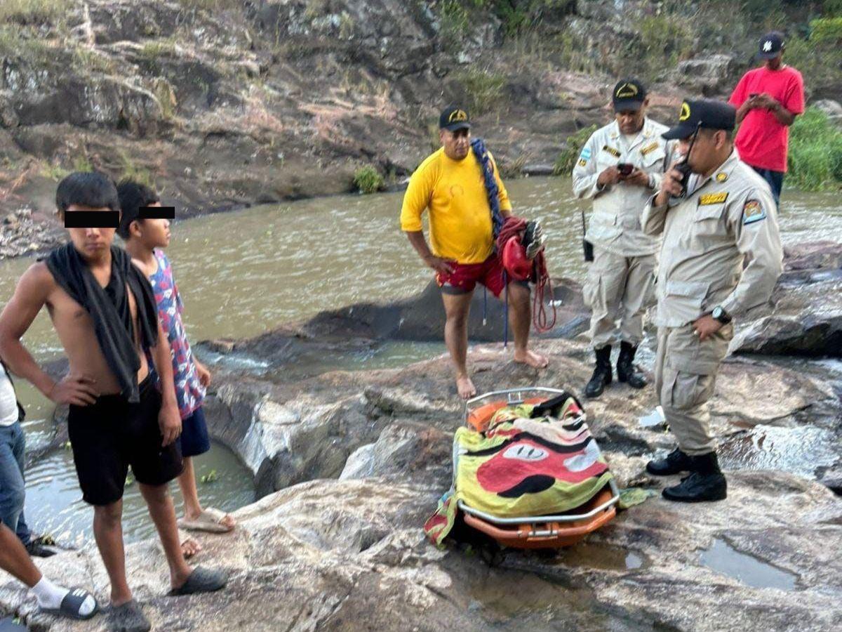 Paseo fatal y ardua búsqueda: joven murió ahogado en río Guacerique