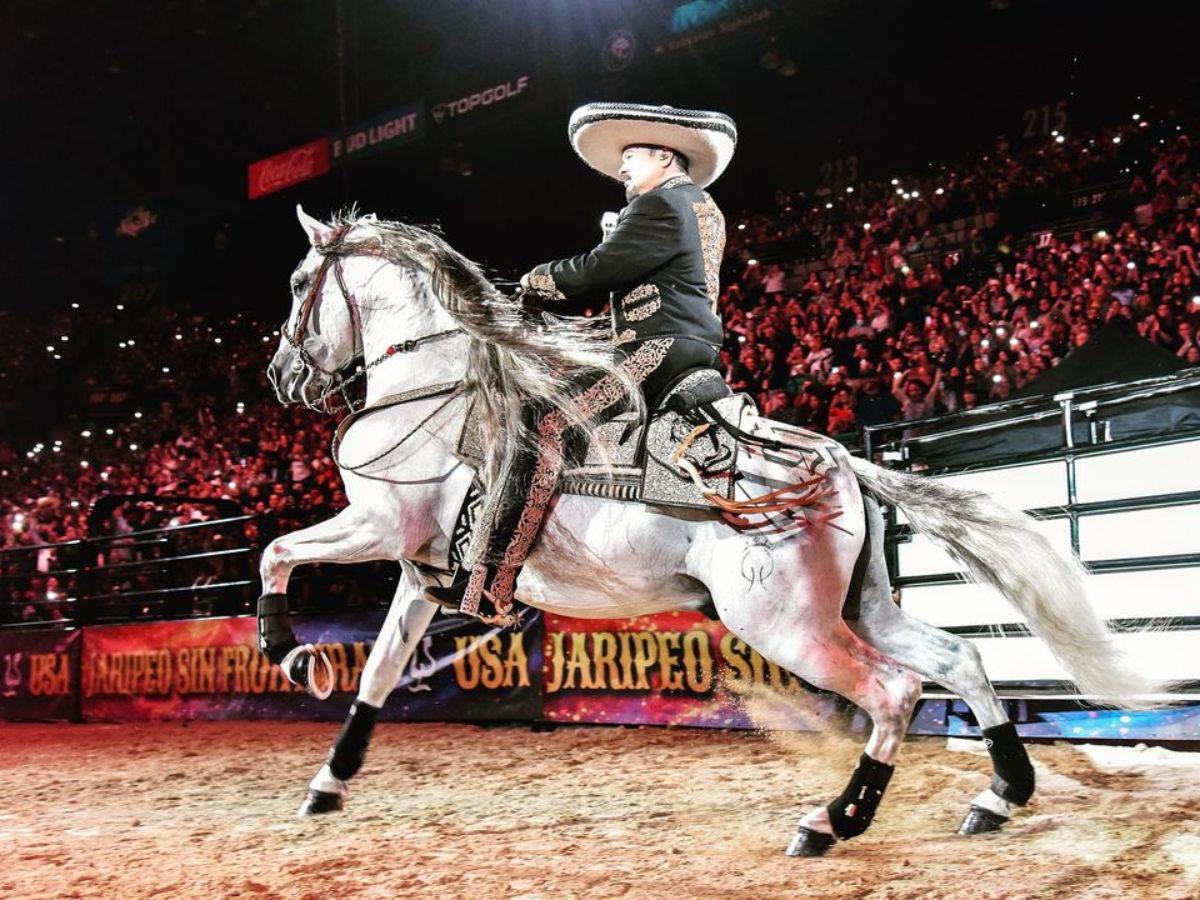 Pepe Aguilar será galardonado con el Premio Billboard Salón de la Fama