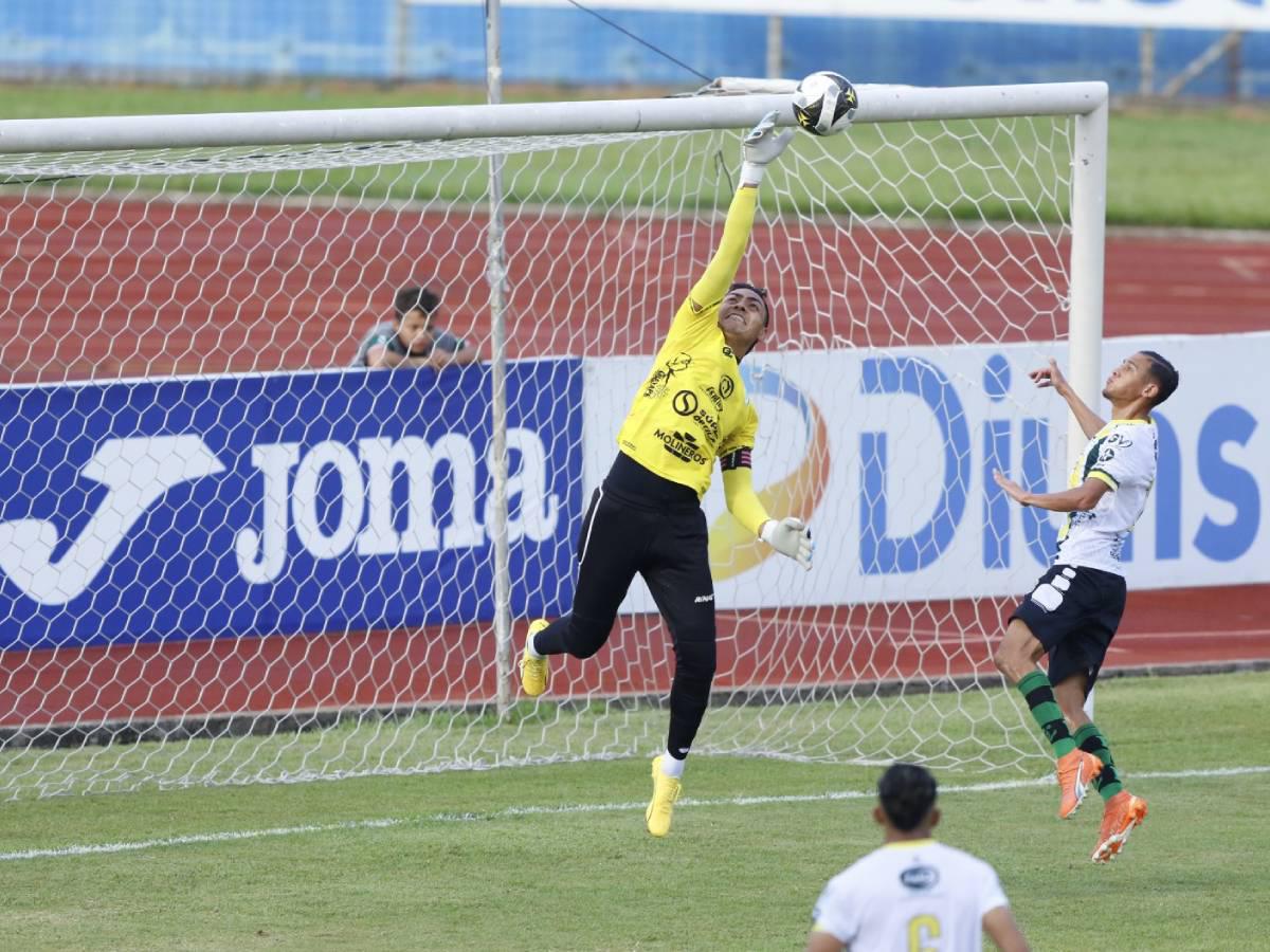 Marathón goleó a Juticalpa FC en partidazo de “Chino” López y debut de César Sevilla