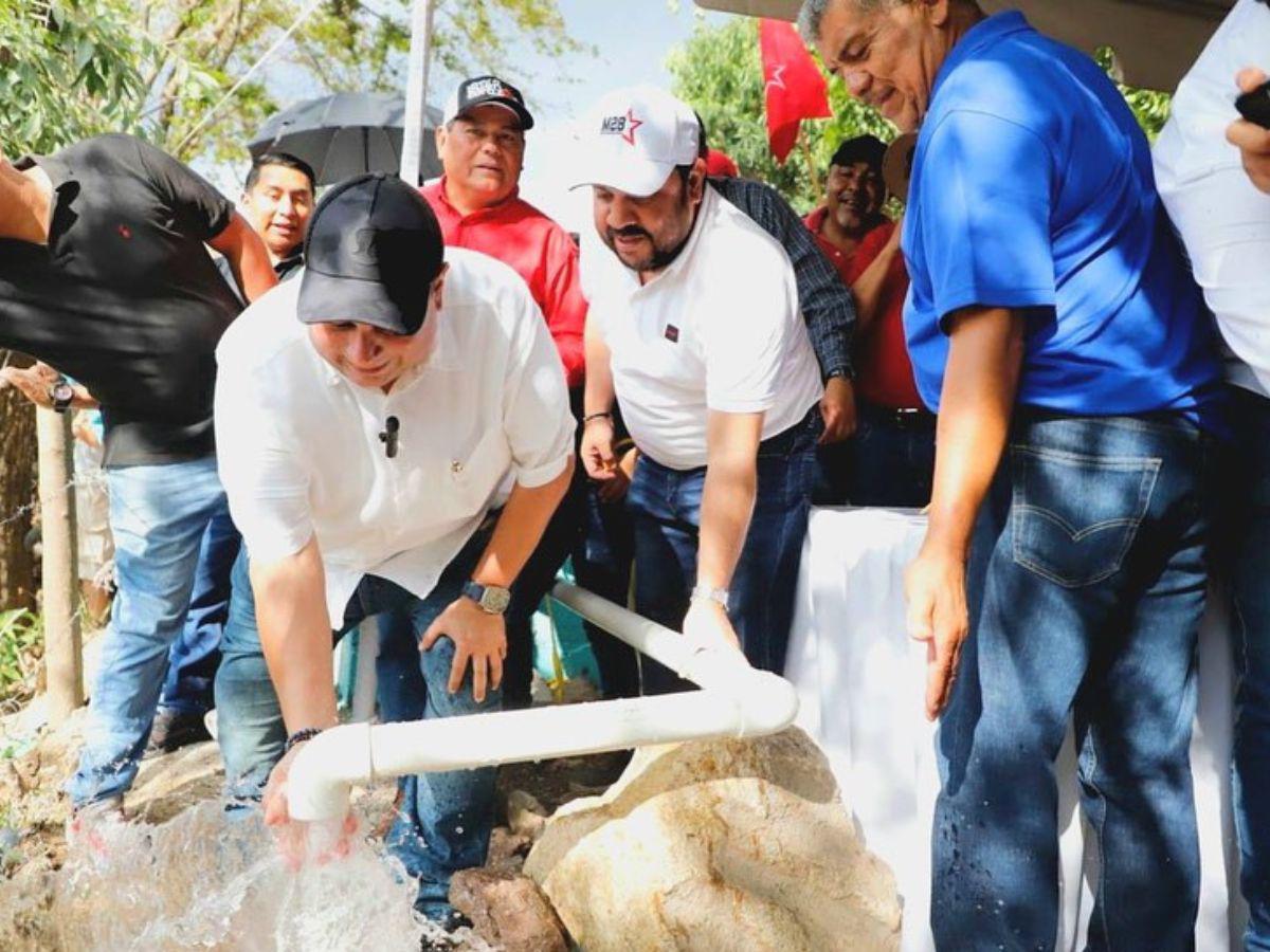 Abren dos pozos de agua más en dos aldeas del Distrito Central