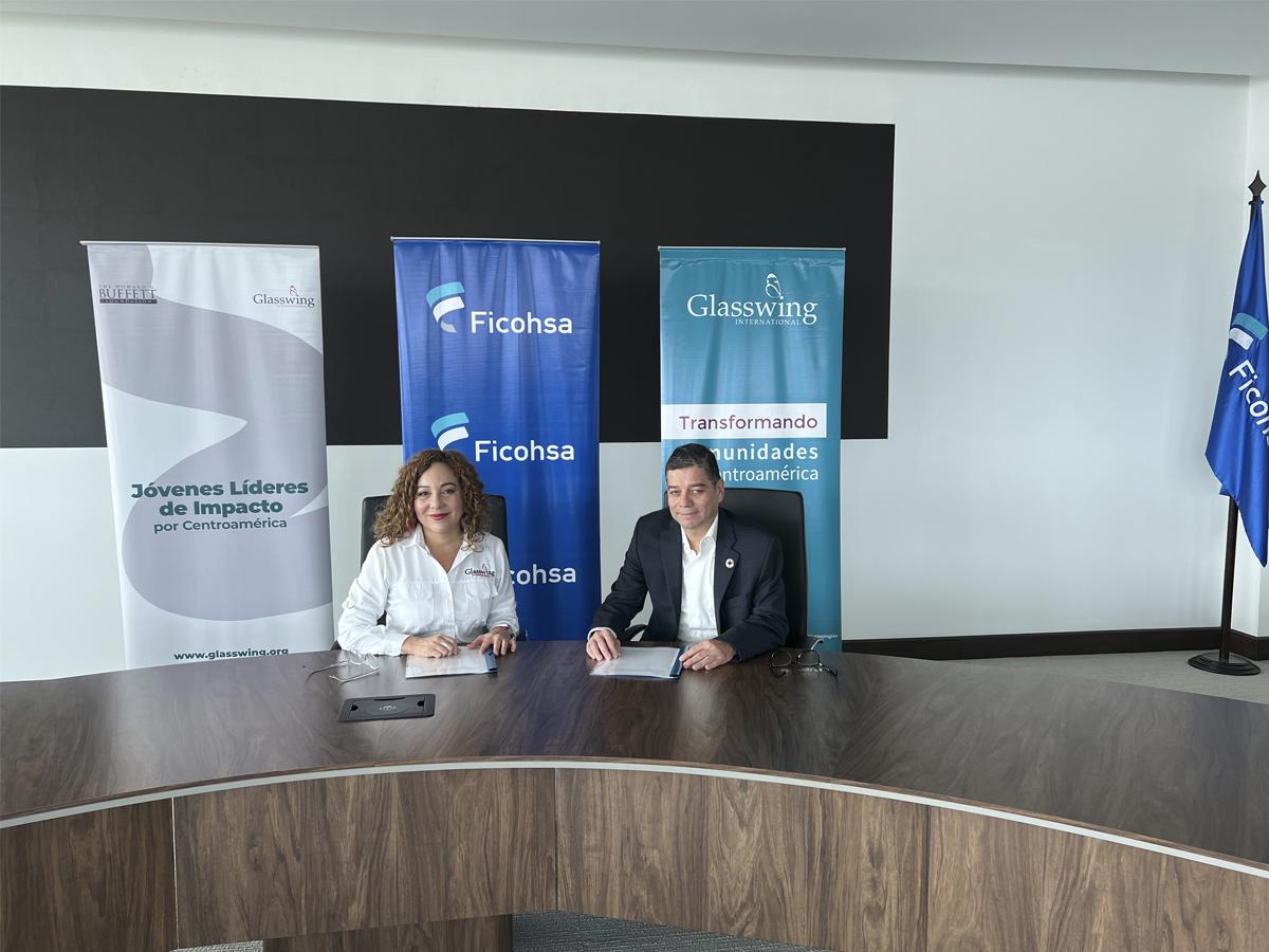 Ficohsa y Glasswing Internacional se unen para promover el desarrollo de comunidades sostenibles