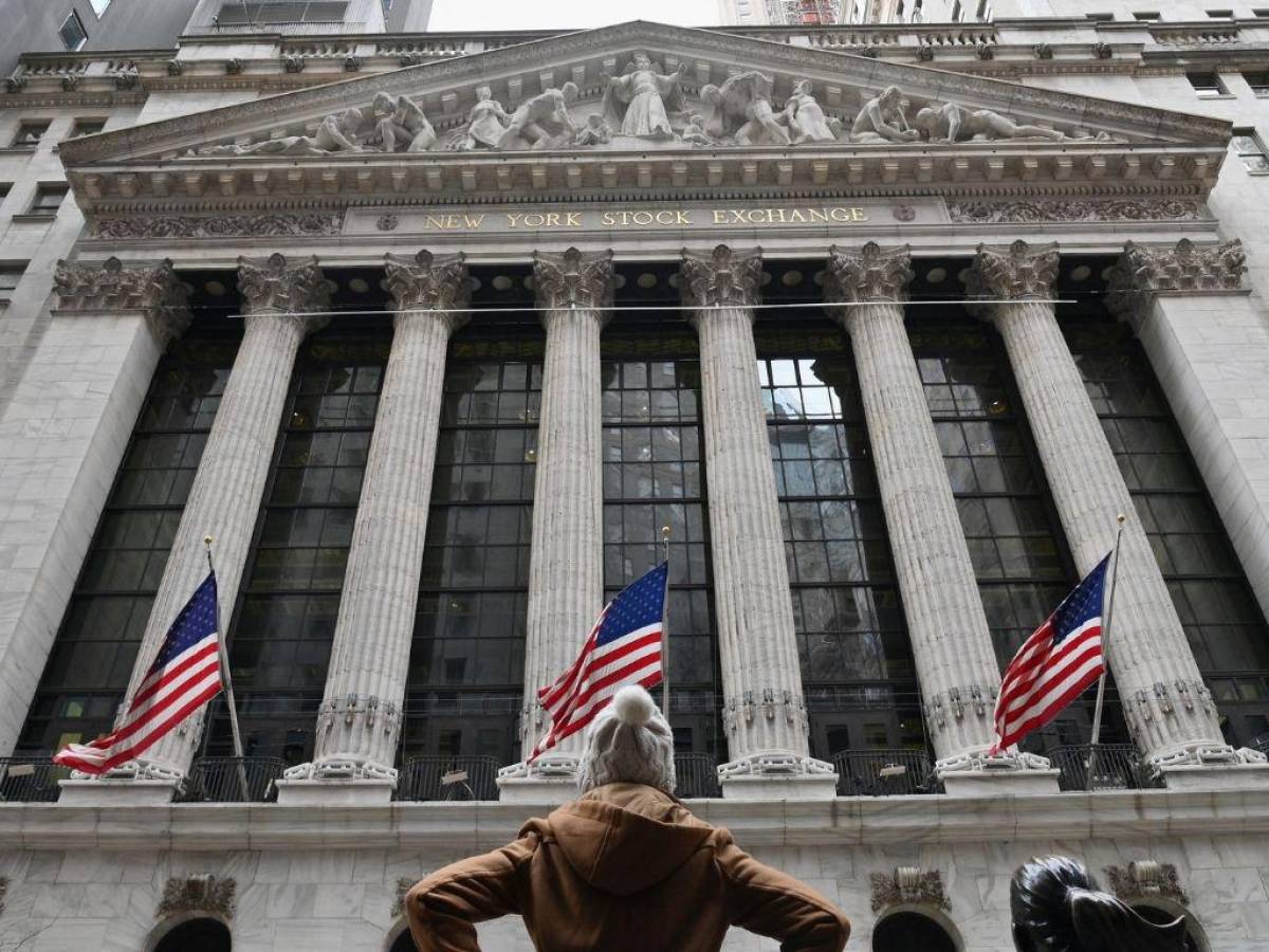 La invasión rusa derribó mercados salvo al de Wall Street