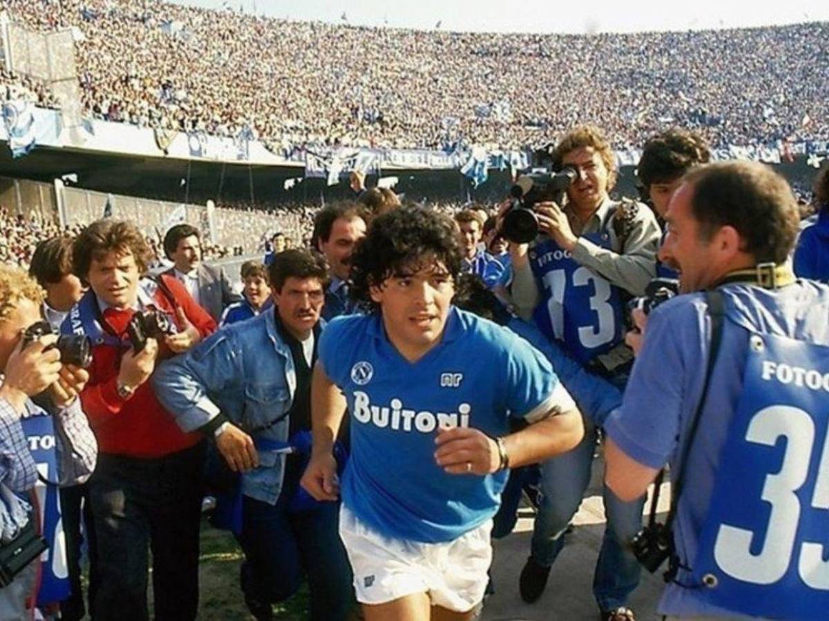 Napoli rinde homenaje a Diego Maradona a cuatro años de su fallecimiento