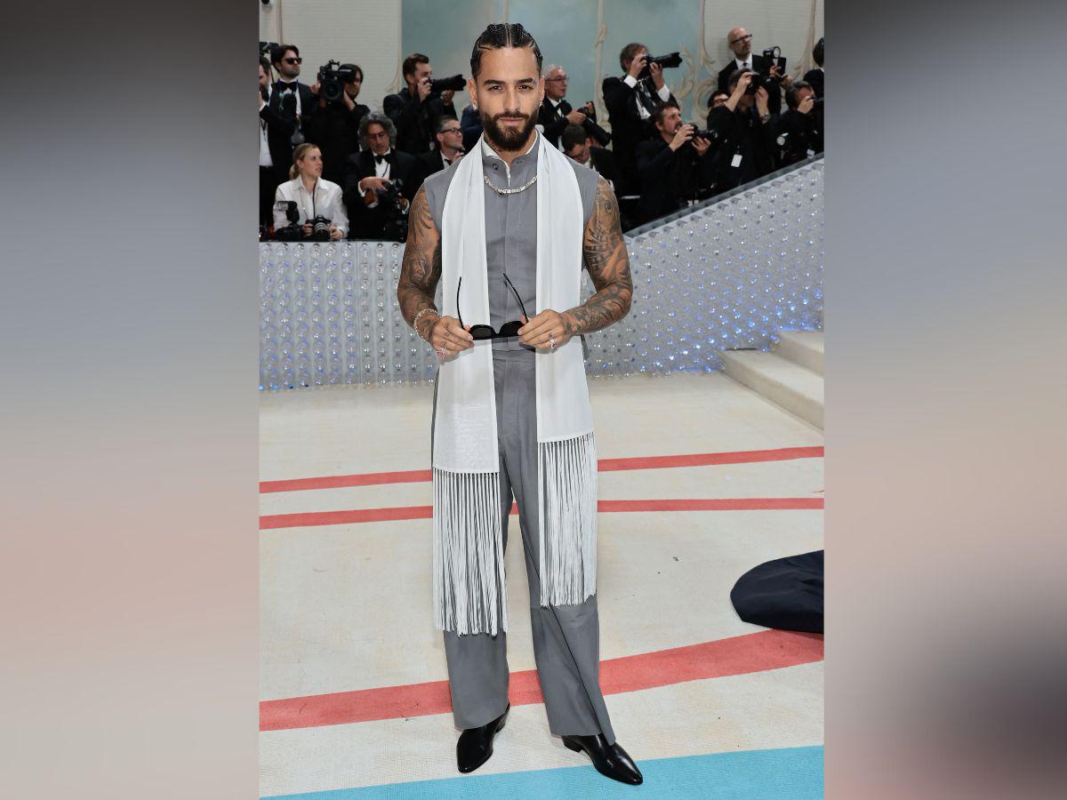 El mensaje oculto que llevaba Maluma en su bufanda en la Met Gala 2023