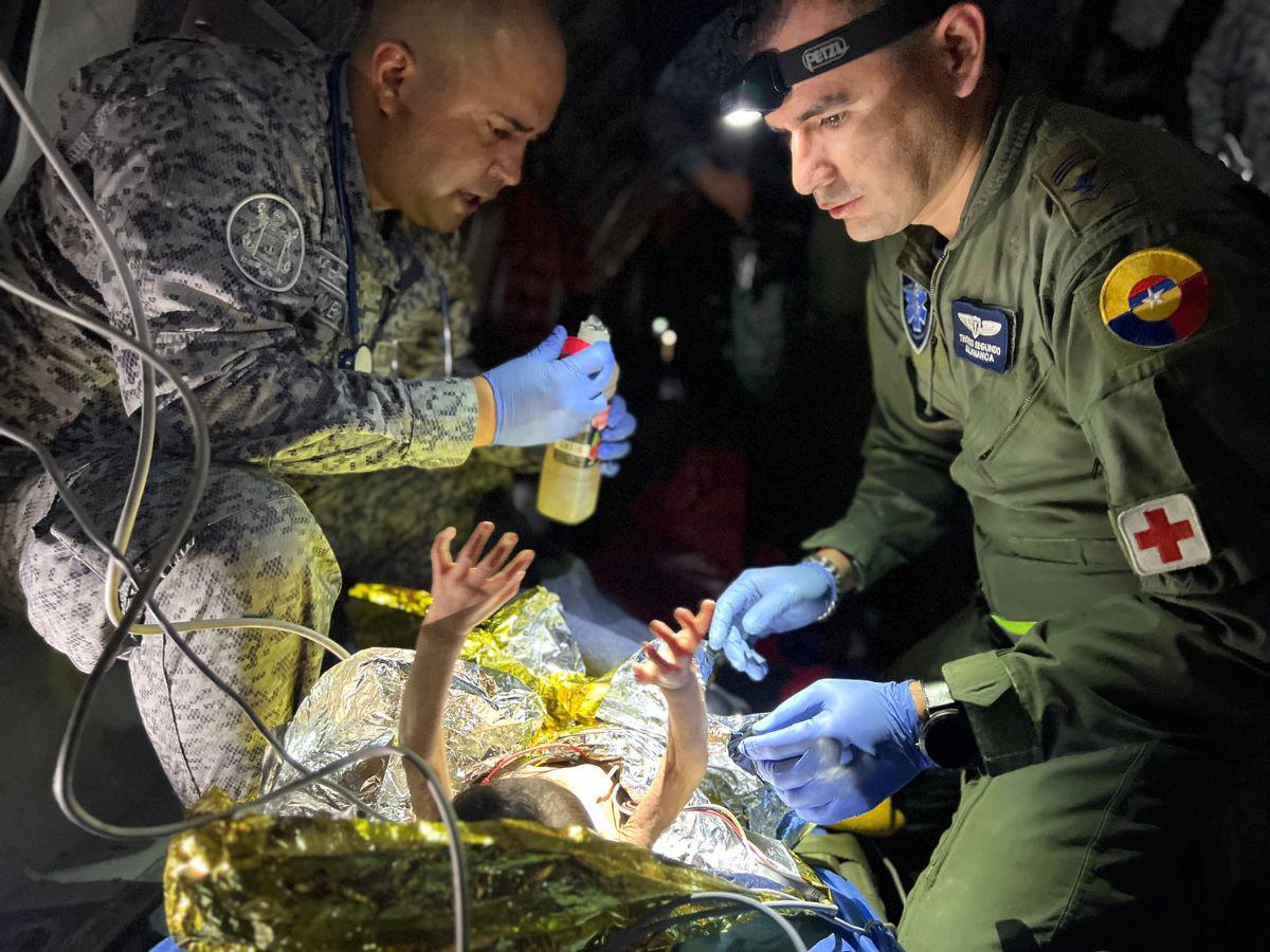 Madre de niños rescatados de la selva colombiana estuvo cuatro días viva