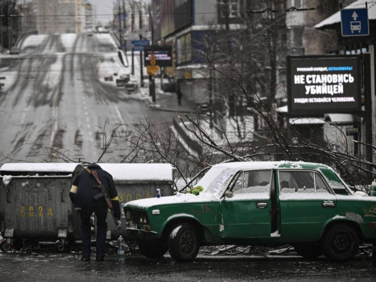 Rusia pide evacuación de civiles en Kiev por ataque a infraestructuras de seguridad