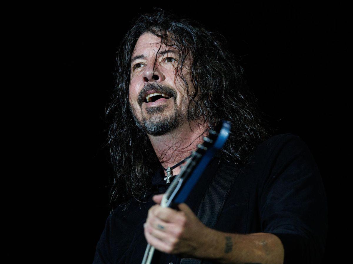 Dave Grohl, líder de Foo Fighters, reveló infidelidad y que tuvo una hija