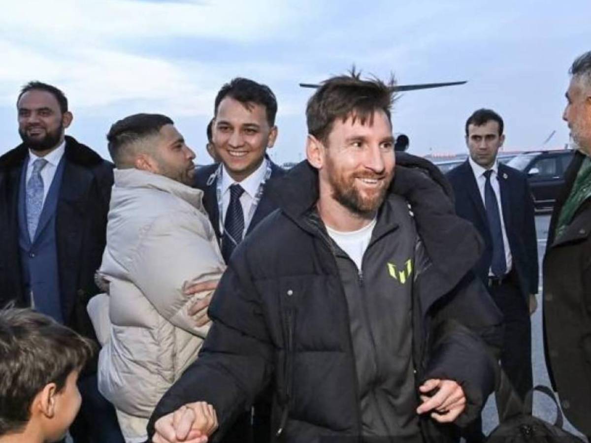 Messi sorprende con su viaje  relámpago a exótico país