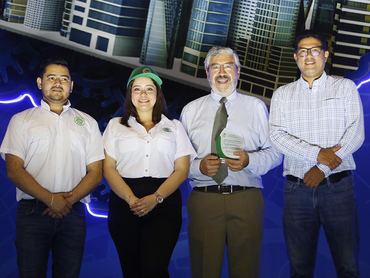 Cenosa brilla en Expoconstruye 2024: Diseño y construcción de pavimentos rígidos de larga vida