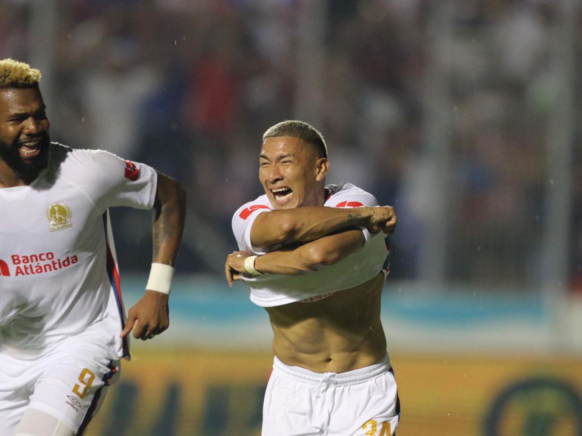 Kevin López tuvo la última palabra en la gran final y con un dramático tanto consagró al Rey León como bicampeón del fútbol hondureño.