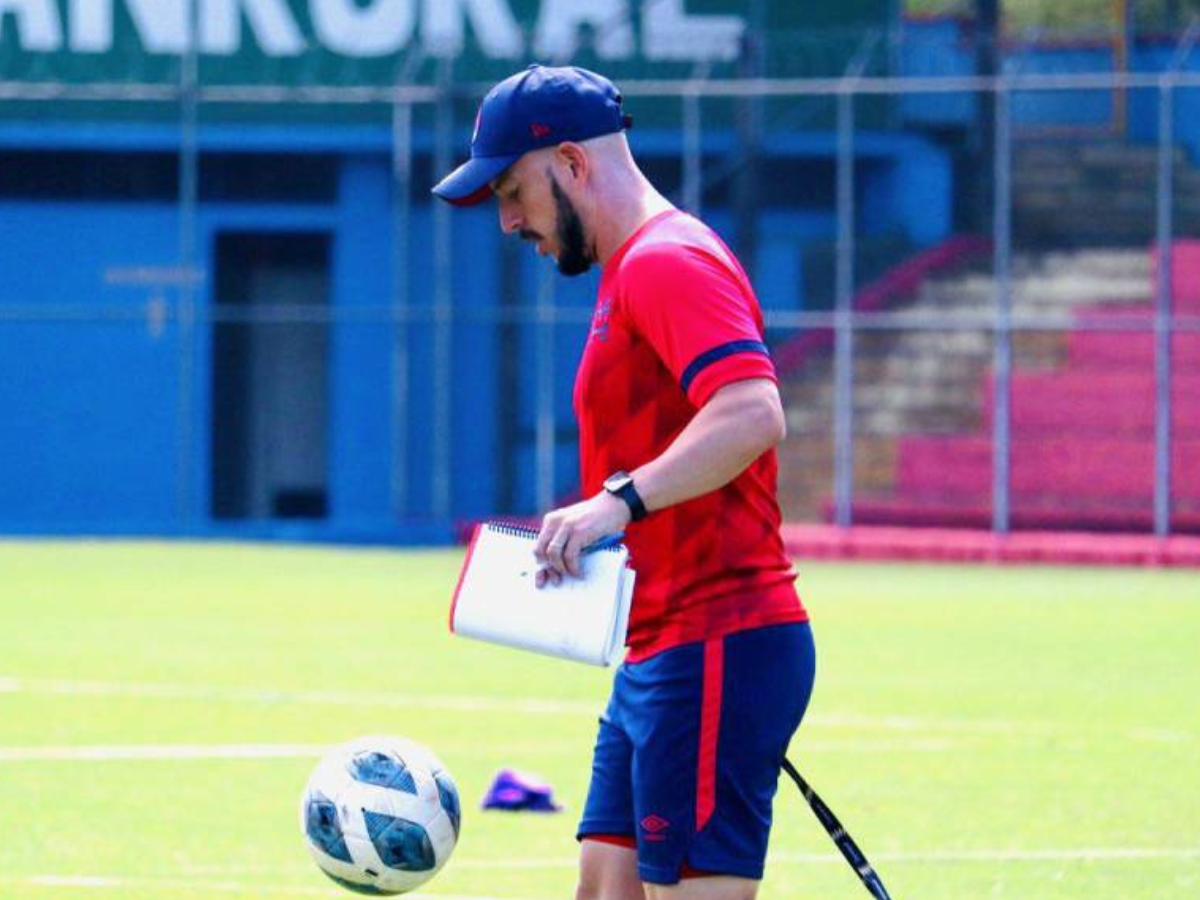 ¡Oficial! Olancho FC confirma a su nuevo director técnico