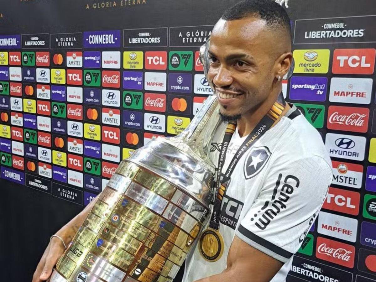 ¡Conmovedor! Capitán del Botafogo le dedica la Copa Libertadores a su padre fallecido