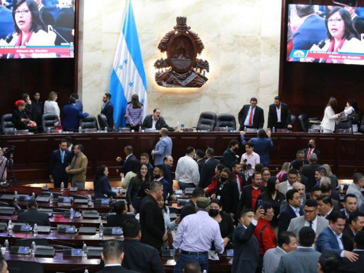 Suspenden sesión en el Congreso Nacional tras falta de acuerdos entre partidos políticos