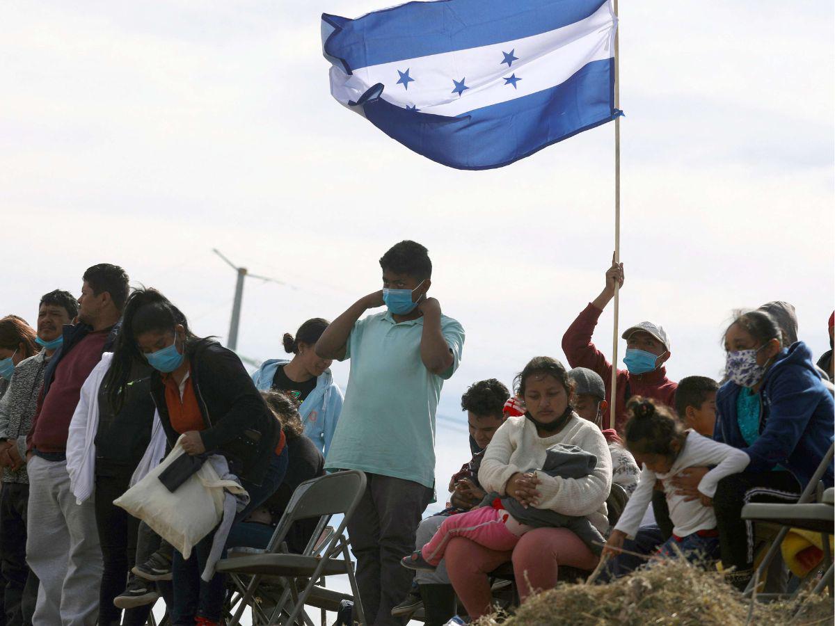 Más de 4,000 migrantes hondureños fueron detenidos en Río Grande, Texas, solo en julio