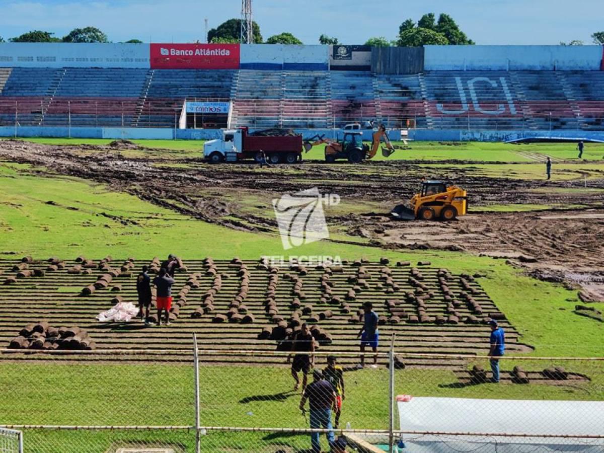 Así van los avances en el estadio Ceibeño con el cambio de grama híbrida ¿cuándo lo entregan?