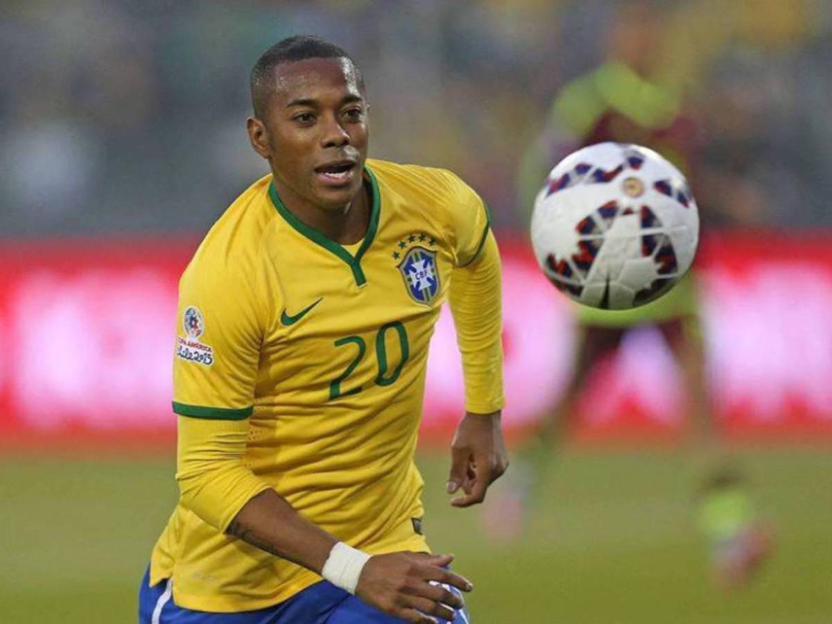 Robinho convive con el asesino de su hija: Así es su dura vida en prisión