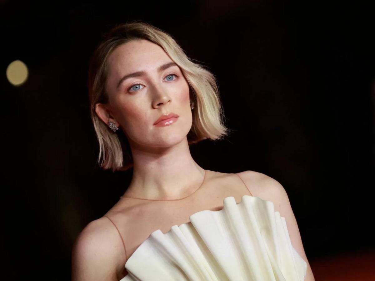 ¿Será? El inusual parecido entre la Bicha Catracha y la actriz Saoirse Ronan