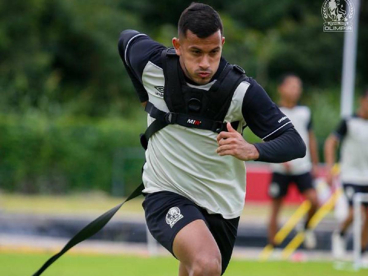 ¡Un lujo! El 11 titular de Olimpia para enfrentar el Clásico Nacional ante Motagua