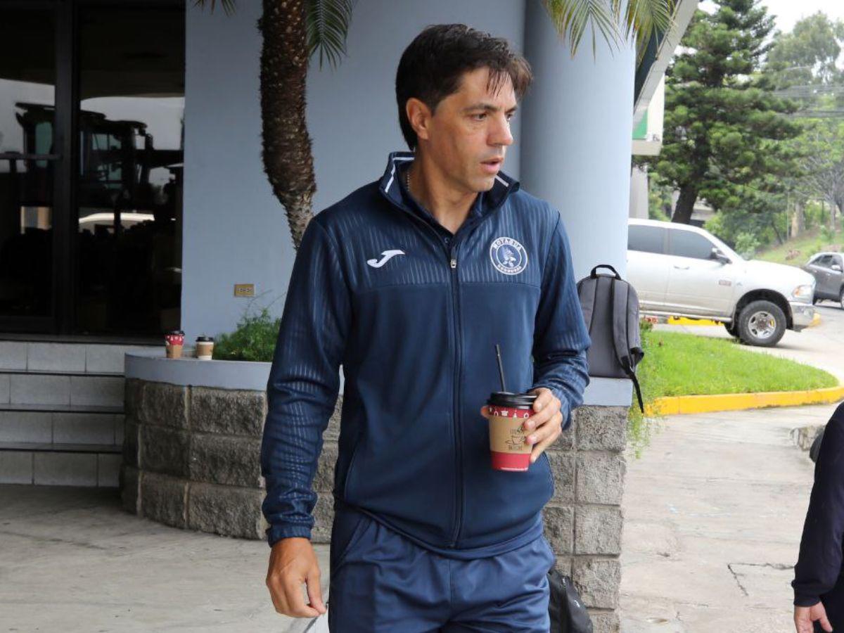 César Vigevani habla sobre Saprissa después de recibir goleada