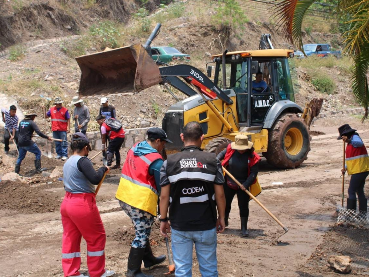 Unas 43 zonas en riesgo extremo por lluvias; Alcaldía inicia trabajos