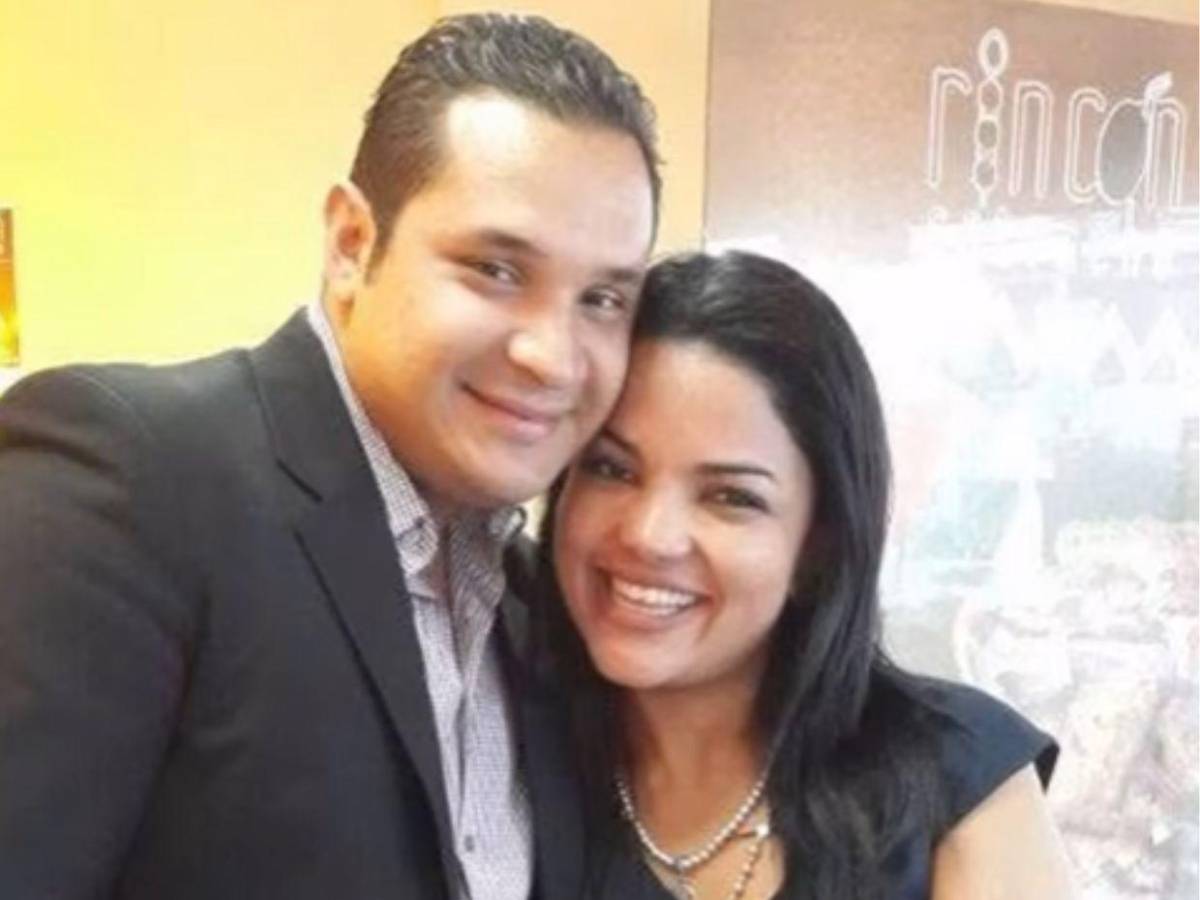 Ariela Cáceres y Dennis Andino conmemoran su décimo aniversario de matrimonio