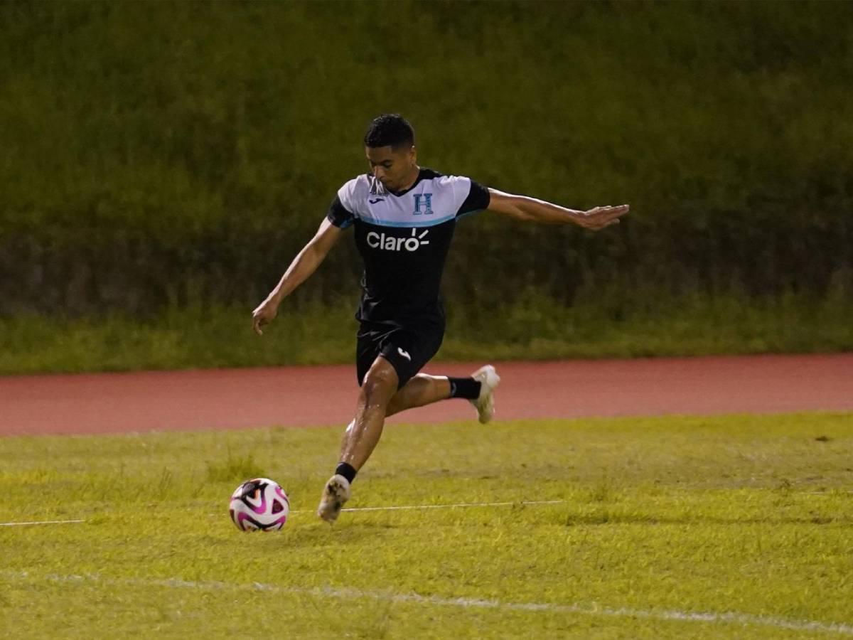 Honduras entrena en Kingston para partido ante Jamaica en Nations League