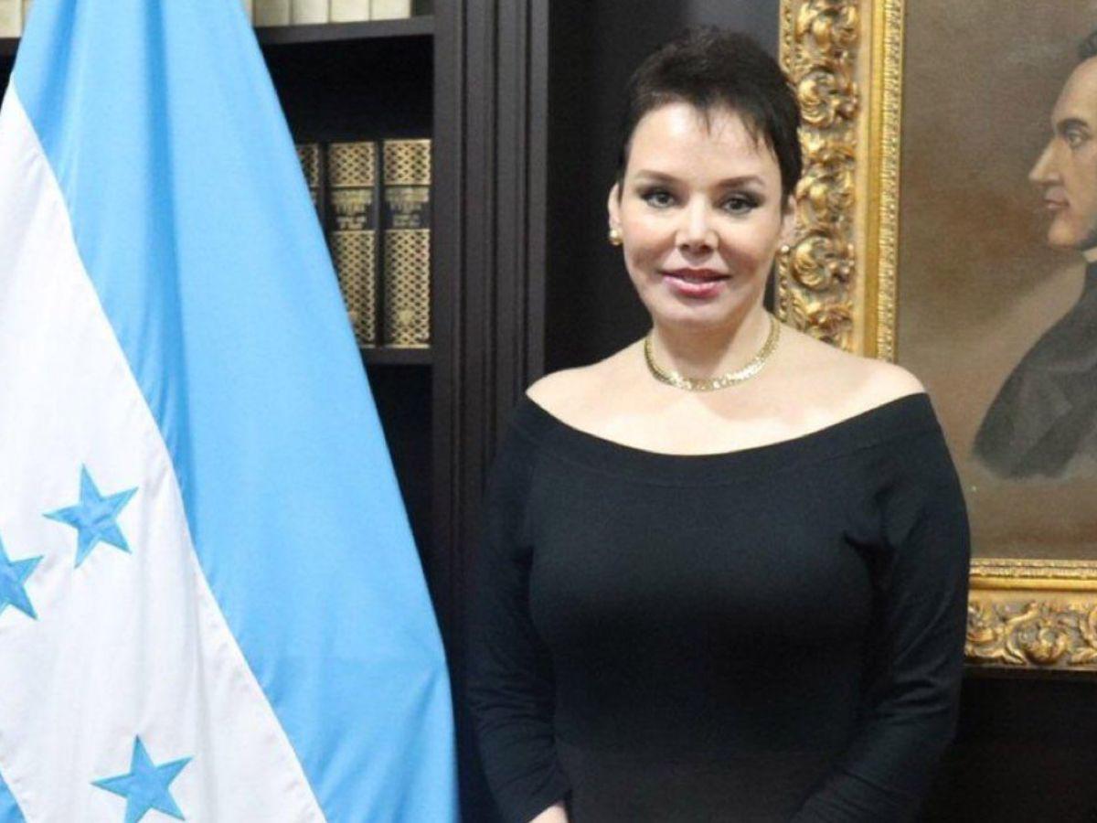 Beatriz Valle tras su renuncia: “Quiero llegar a Honduras para analizar mi futuro político”