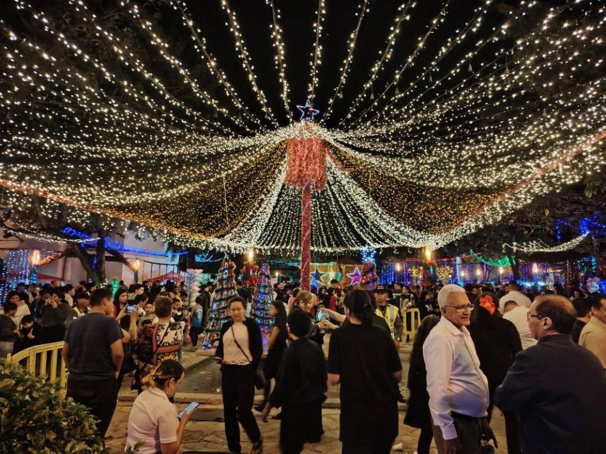 La Navidad brilla en Comayagua: la magia inicia en la ciudad colonial