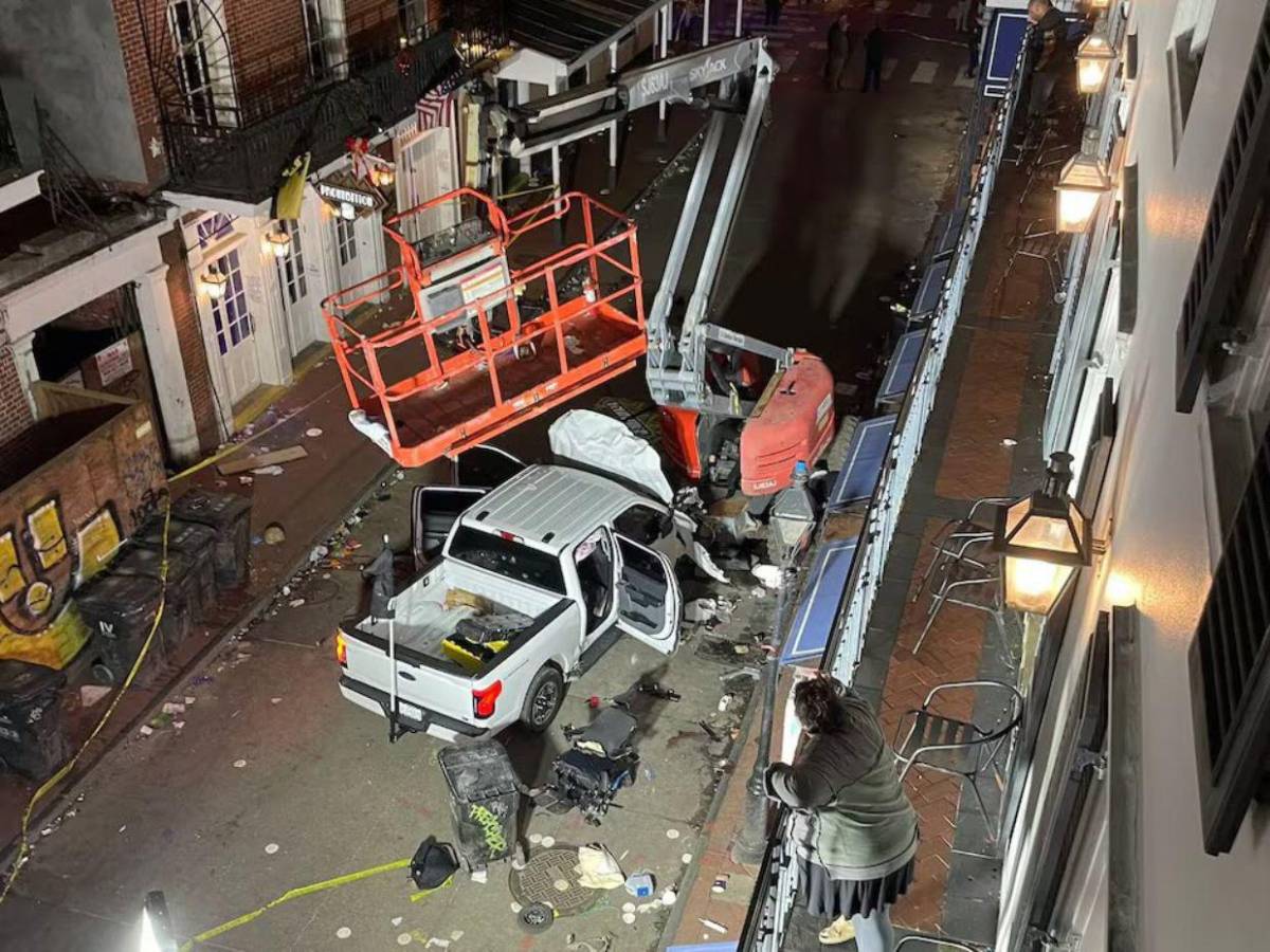 Impactantes imágenes de la escena tras atropellamiento masivo en Nueva Orleans