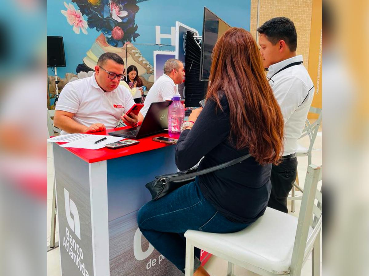 El Atlántida Roadshow de Banco Atlántida y Kia Honduras ofrece condiciones preferenciales para tu Préstamo de Vehículo.