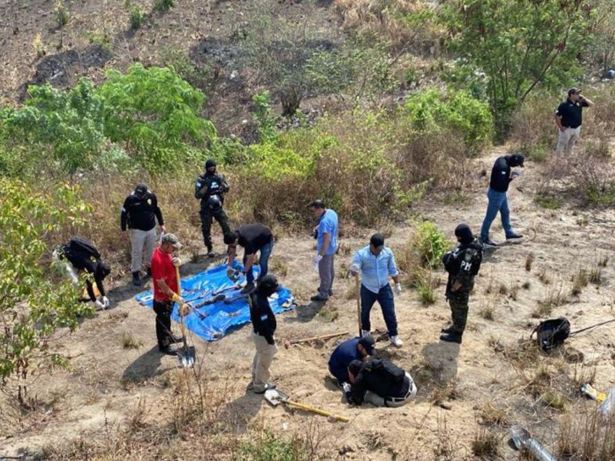 Hallan osamentas en cementerio clandestino en San Pedro Sula