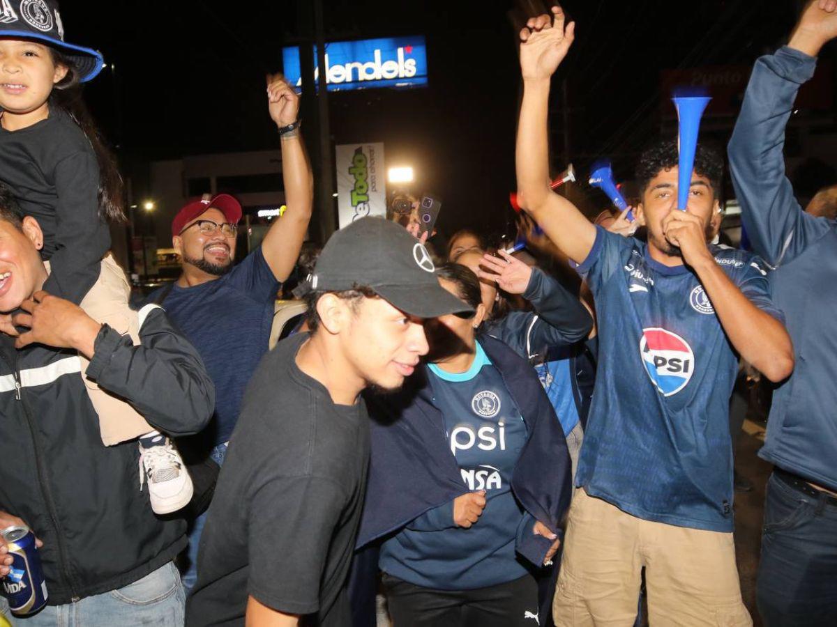 ¡Fiesta en el bulevar Morazán! Las mejores imágenes de los motagüenses celebrando su triunfo