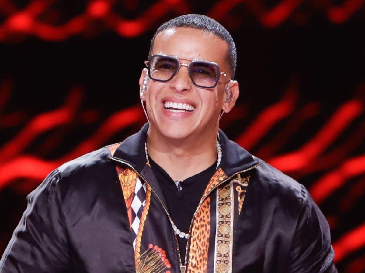 ¿Un verdadero amor? Daddy Yankee publica foto con la mujer que llama “la reina de mi corazón”