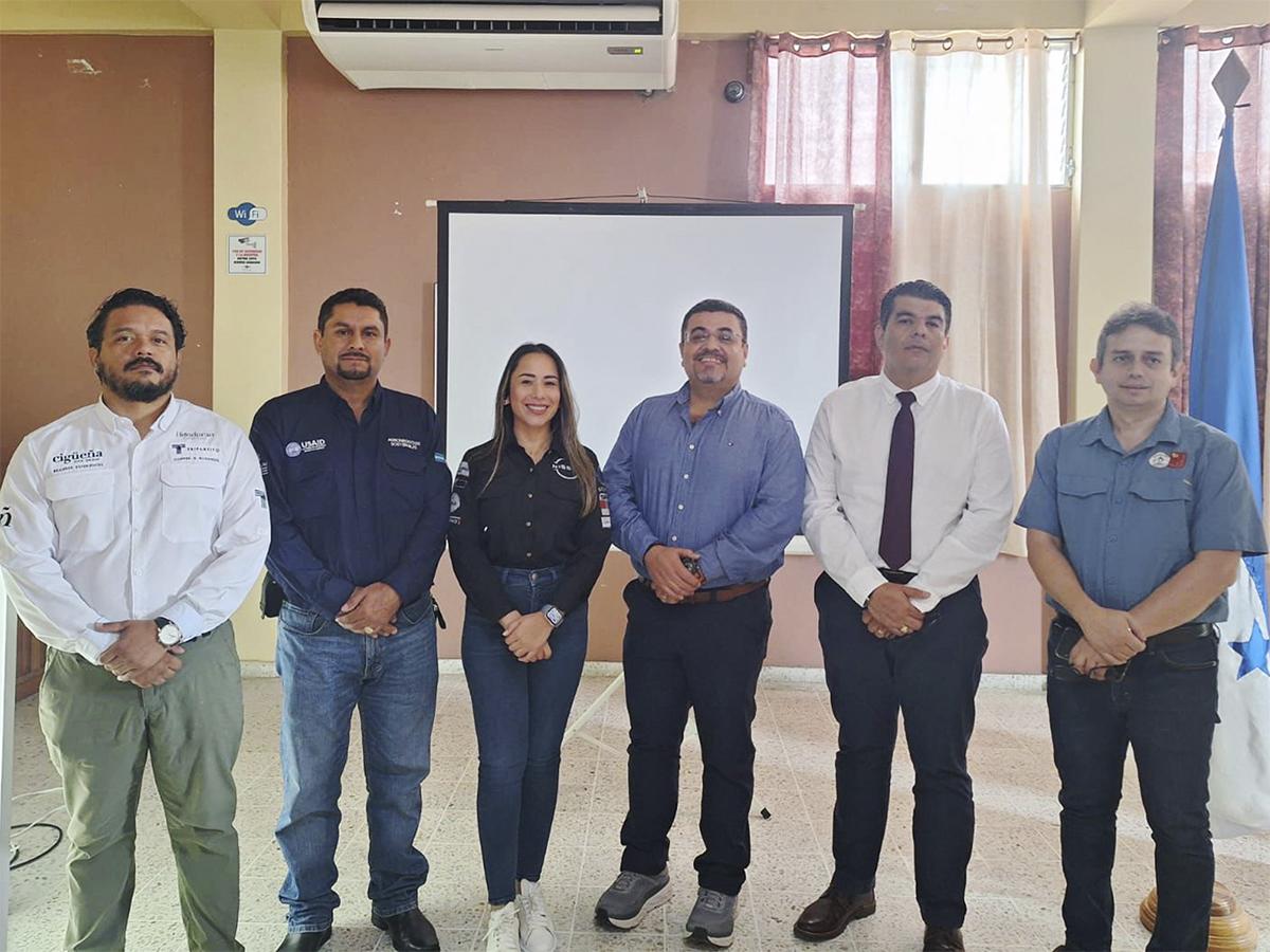 Ejecutivos de Cigüeña, Agronegocios Sostenibles y demás patrocinadores estuvieron presentes en el lanzamiento en Santa Rosa de Copán.