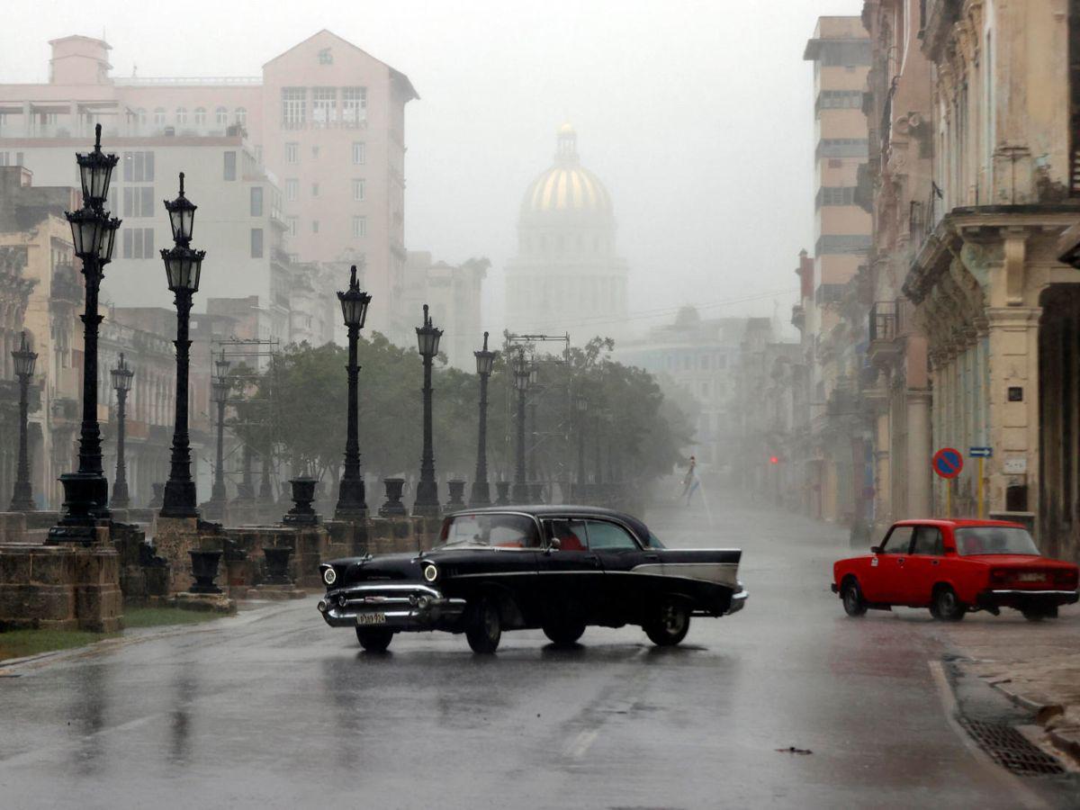 Huracán Rafael en La Habana: Daños graves en viviendas y redes eléctricas