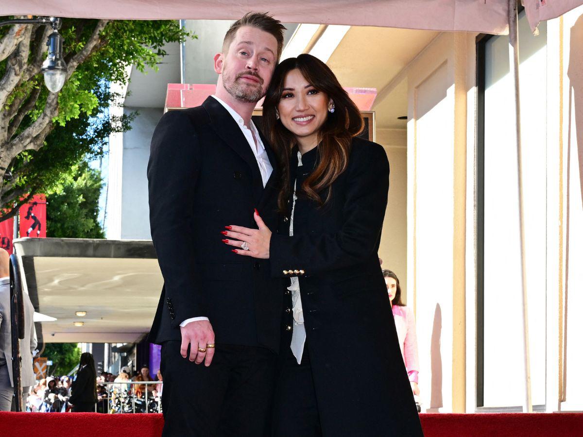 Macaulay Culkin junto a su esposa, la también actriz Brenda Song.