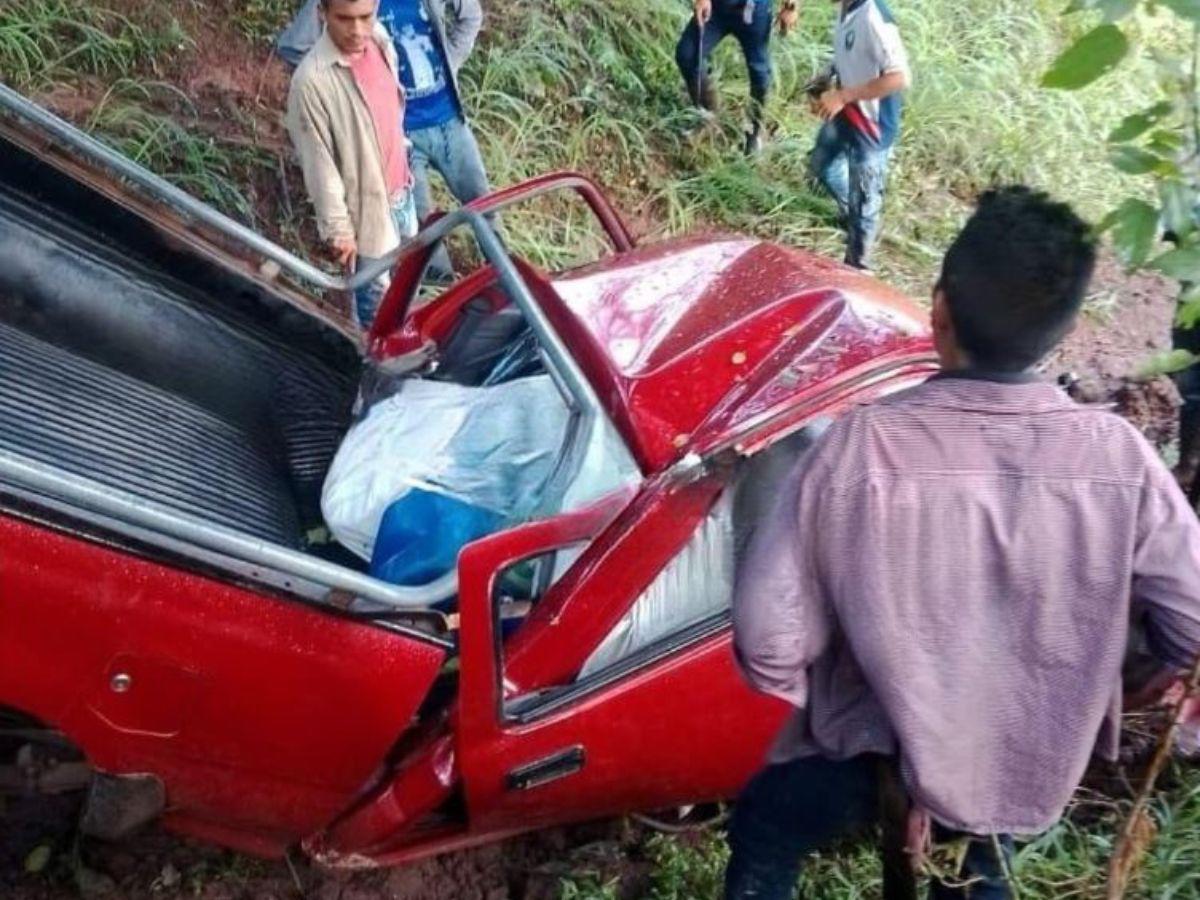 Padre y dos niños, de 3 y 5 años, mueren en accidente en La Iguala