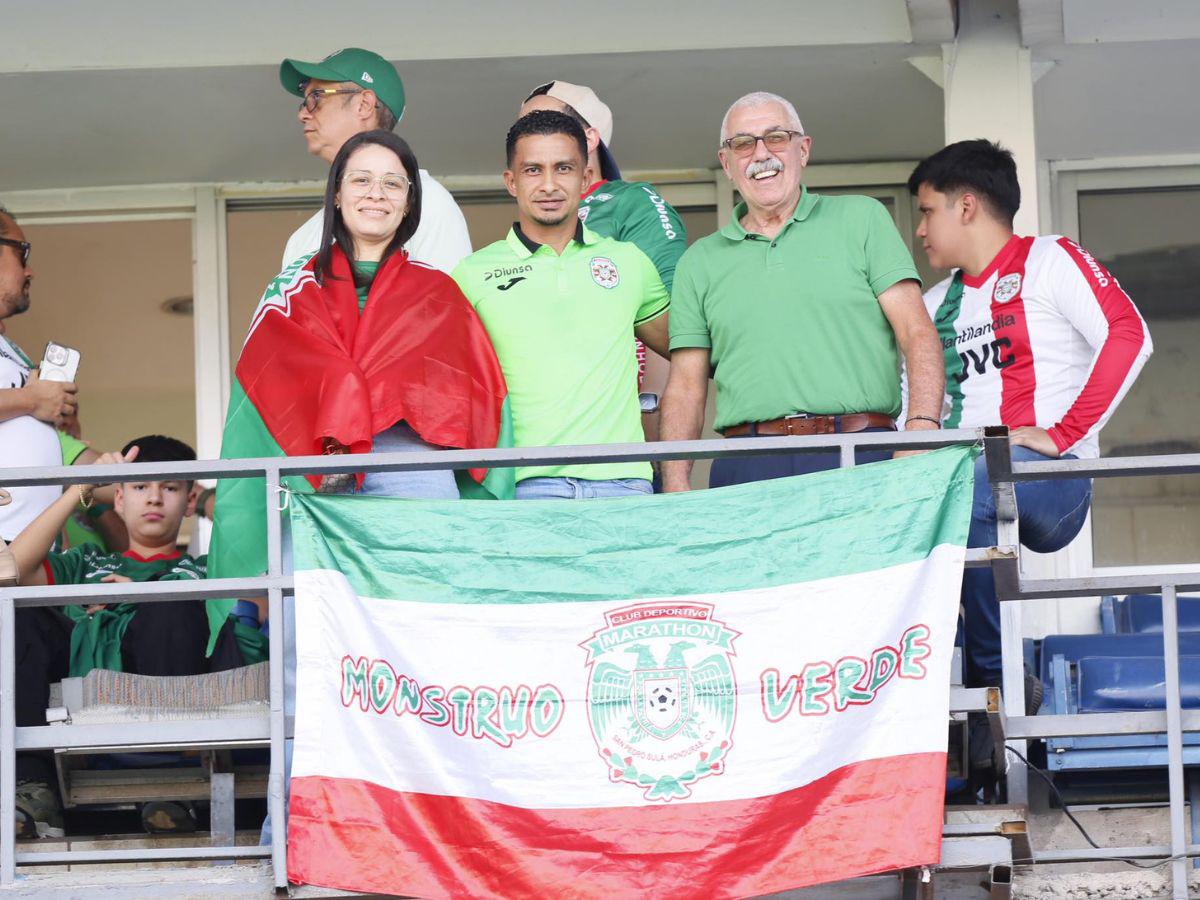 Dos históricos en el Verde como Berríos y Keosseián dicen presente en el palco del Chelato Uclés.