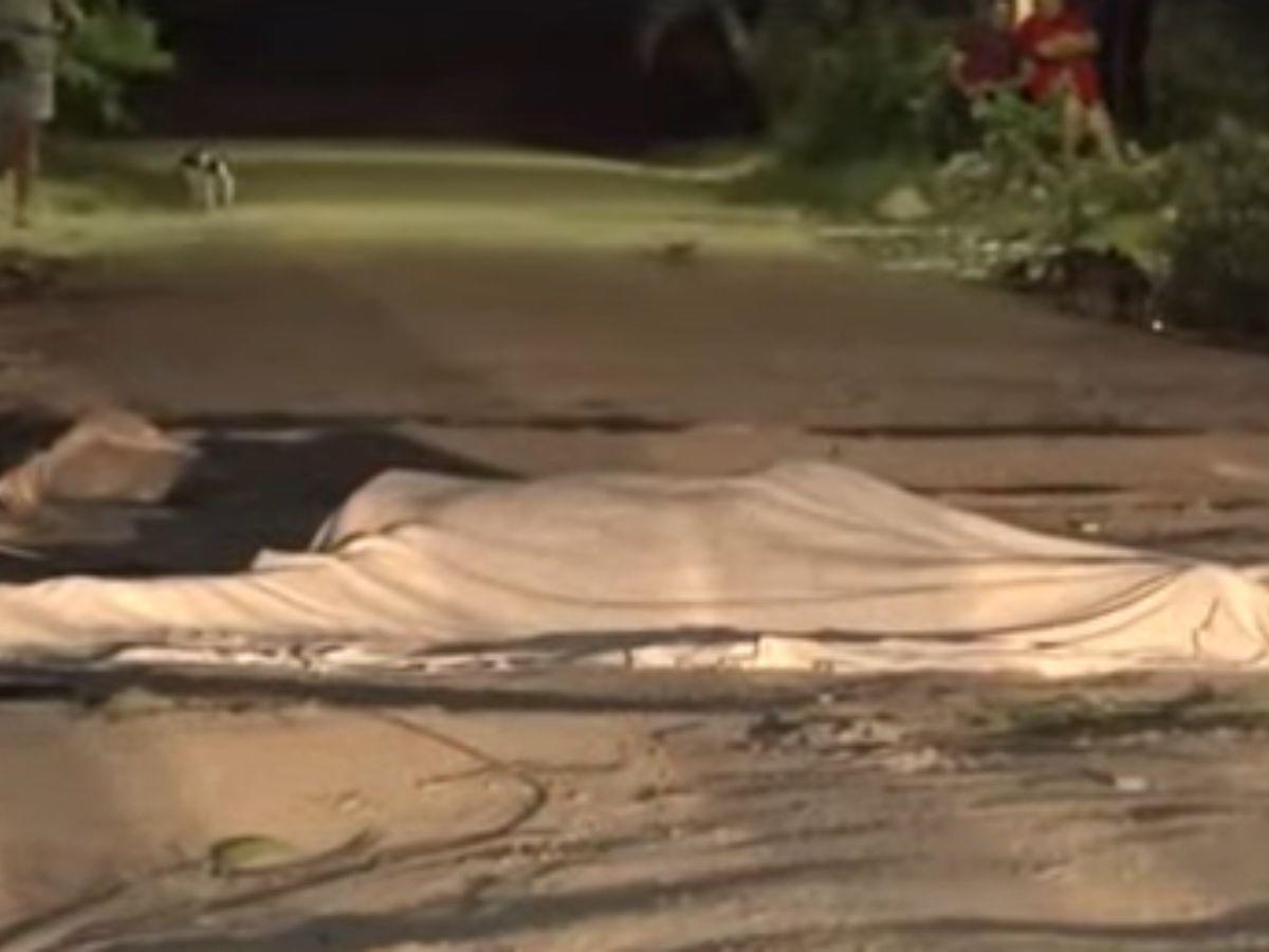 El cadáver de Melvin Chinchilla quedó tendido sobre un charco de sangre.