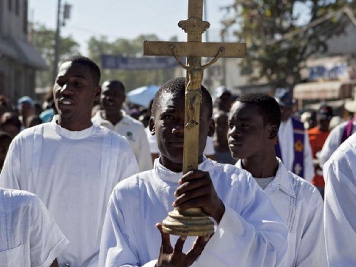 Secuestran a seis religiosos y un maestro en Haití