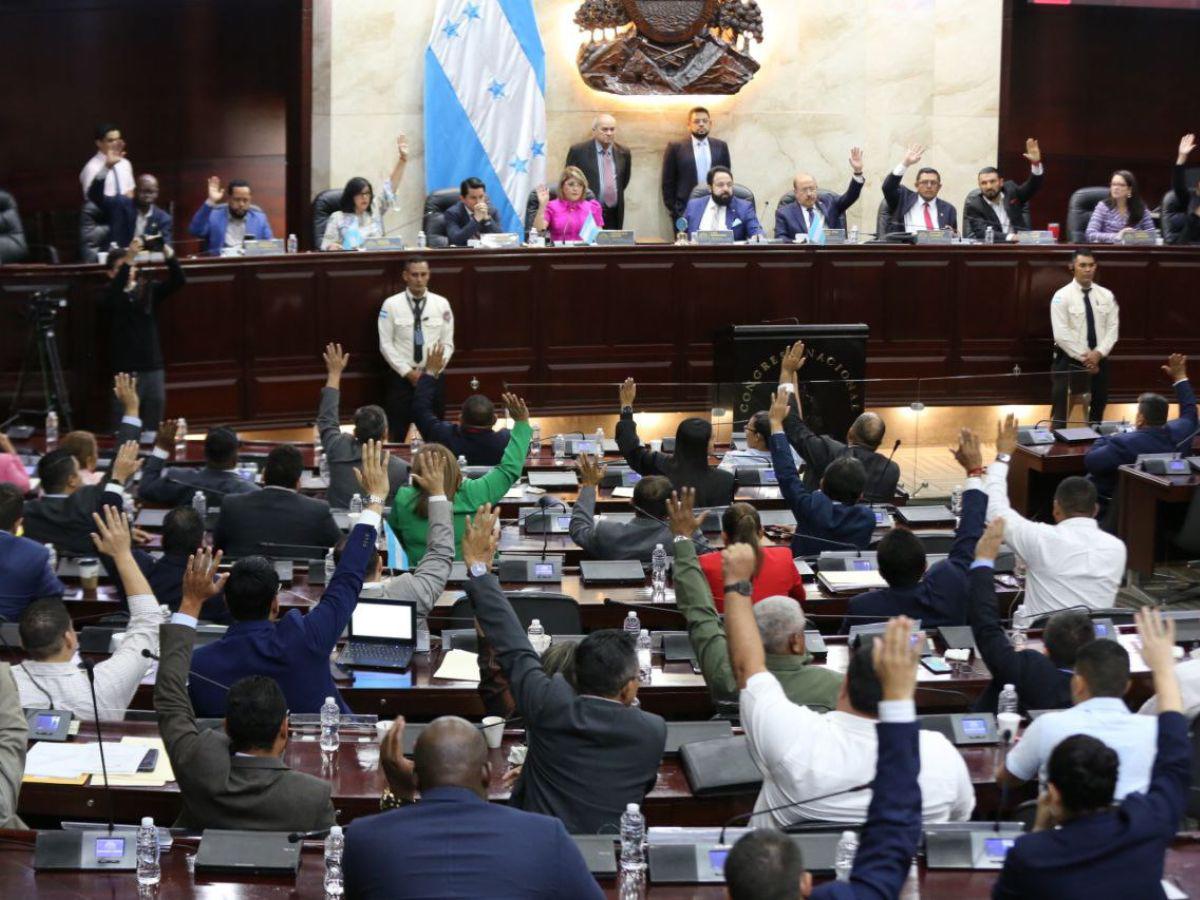 Con 65 votos se deberá elegir al nuevo secretario del Congreso Nacional