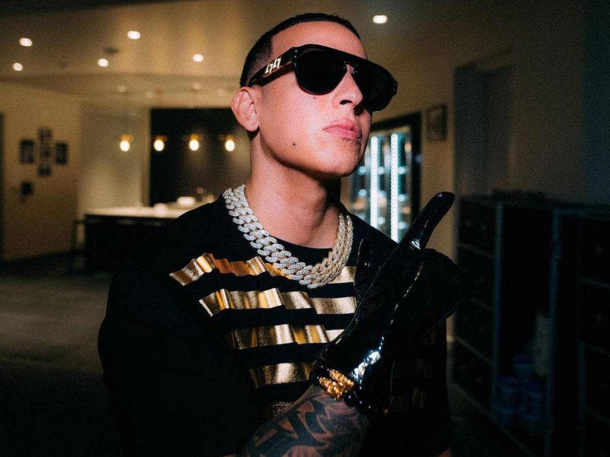 Recuperar control y documentos: la demanda de Daddy Yankee a Mireddys González