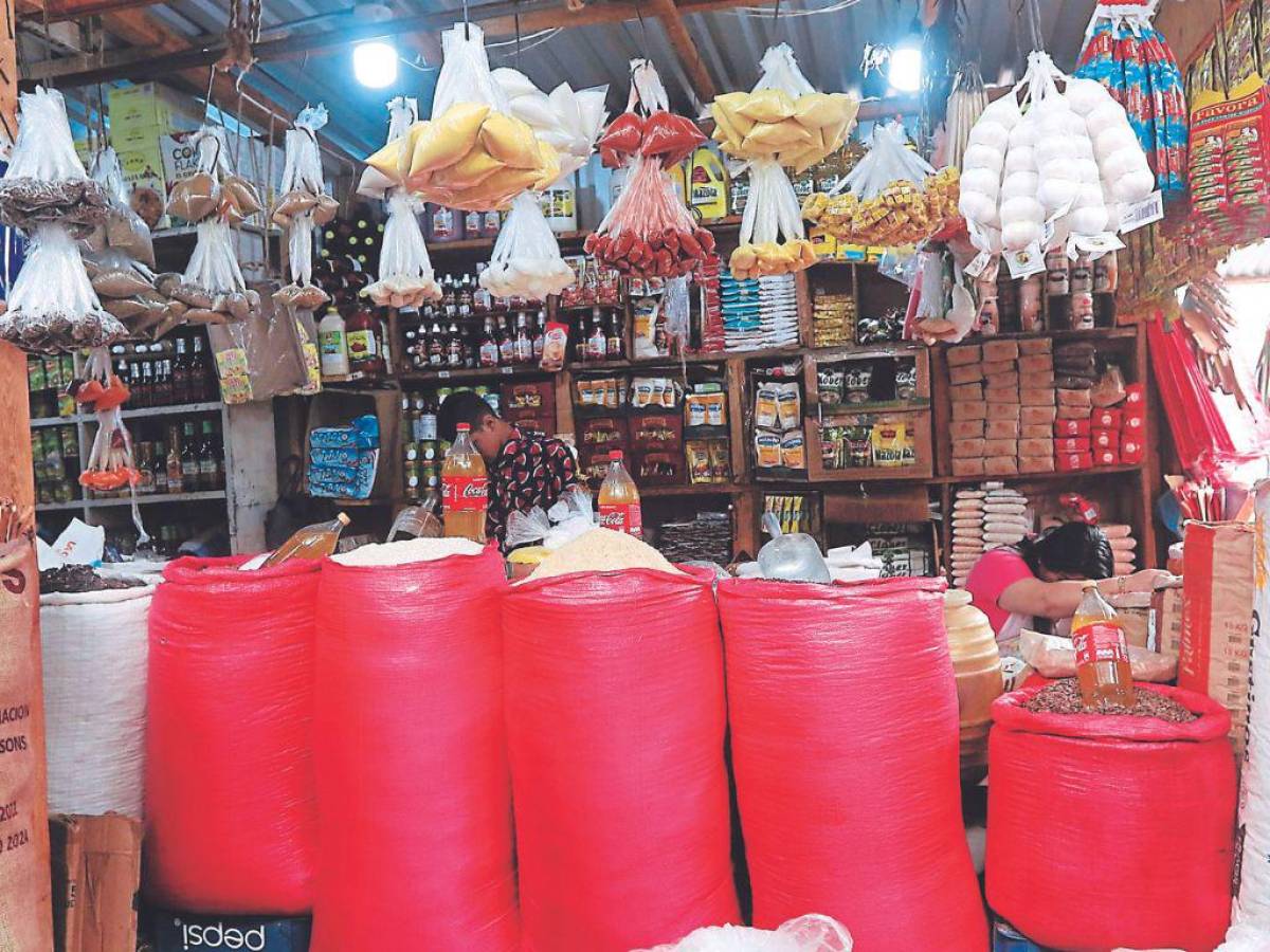 Frijoles y maíz los más caros, 9 alimentos suben de precio en Distrito Central