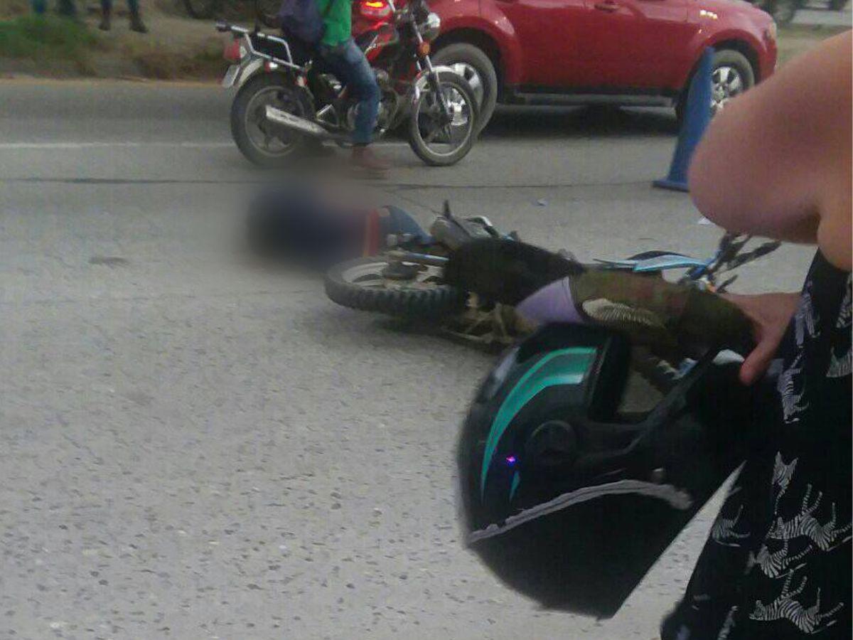 Motociclista muere en Choloma al ser arrollado por un autobús