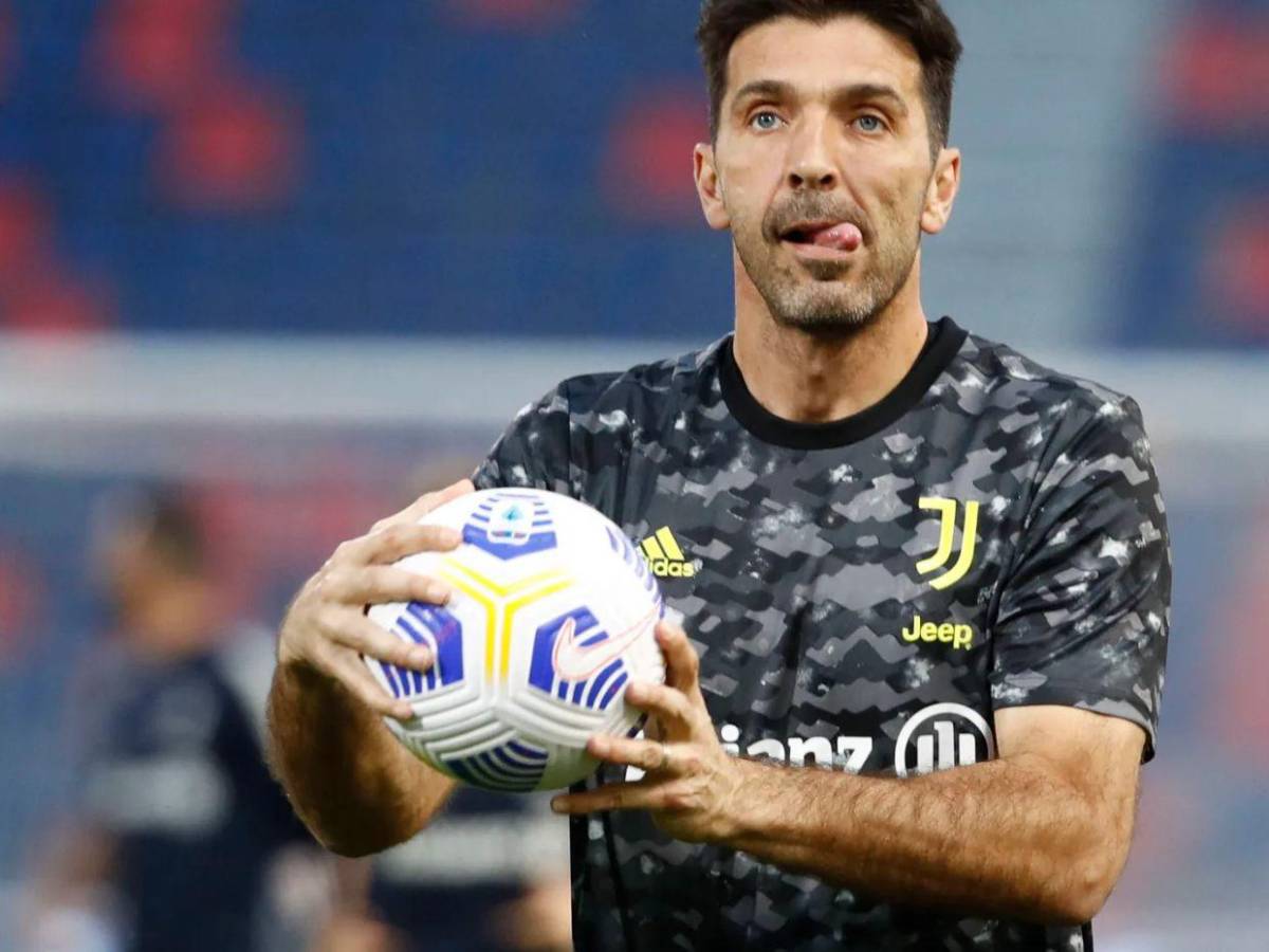 Una canción: La razón por la que Gianluigi Buffon no fichó con el Barcelona