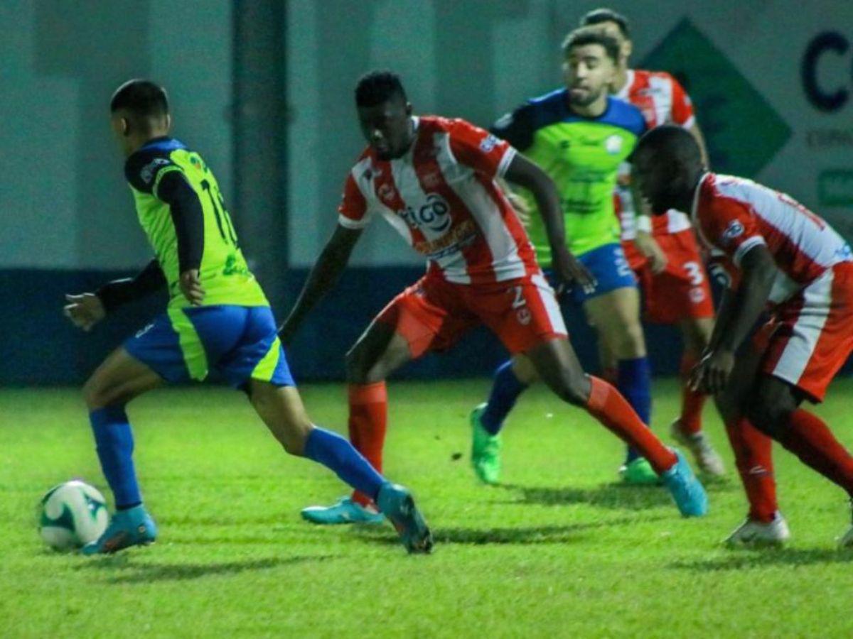 Olancho FC vence al Vida con doblete de Auzmendi