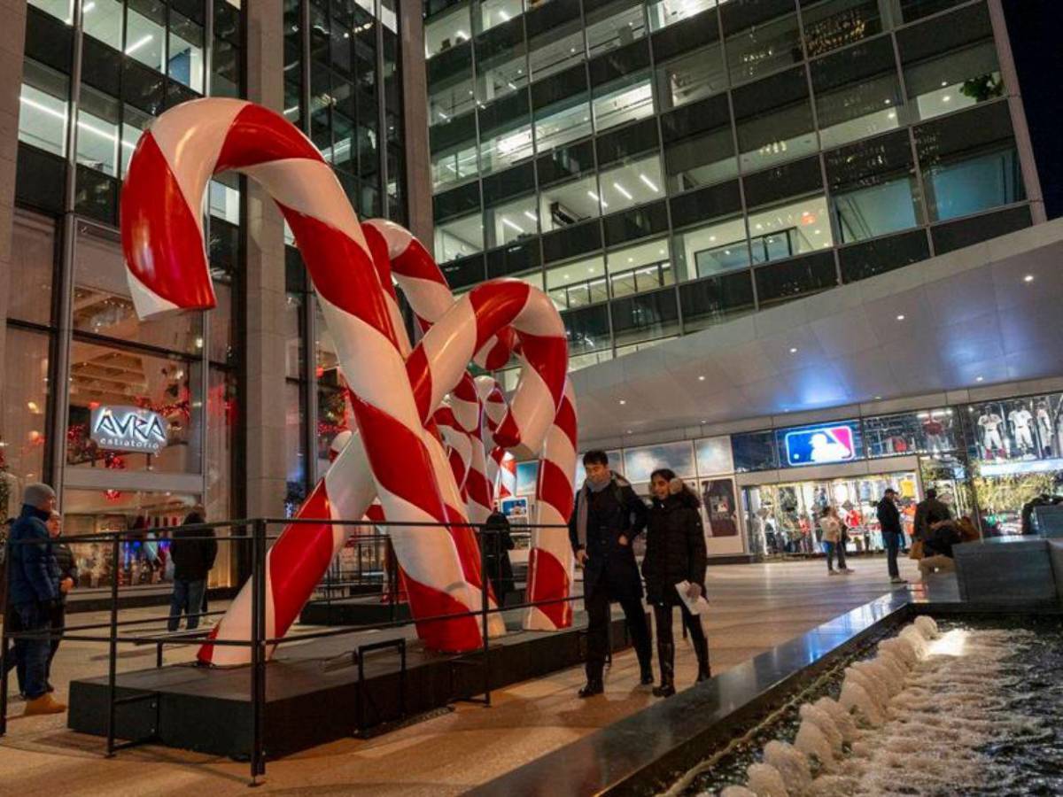 Navidad en Nueva York: Luces festivas brillan pese a las nevadas de invierno