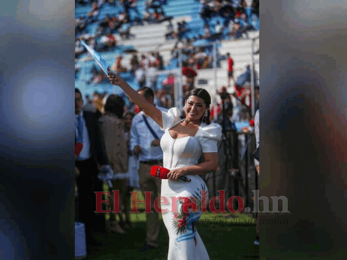 Milagro Flores en el Estadio Nacional Chelato Uclés.